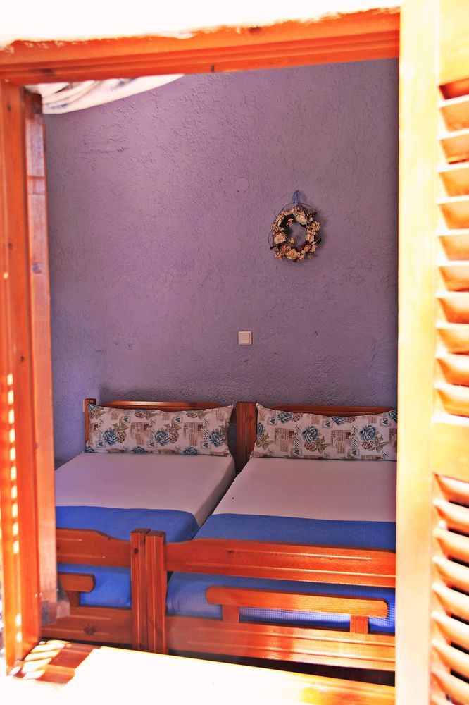 Guesthouse Xenios Zeus Stavroúpoli Extérieur photo