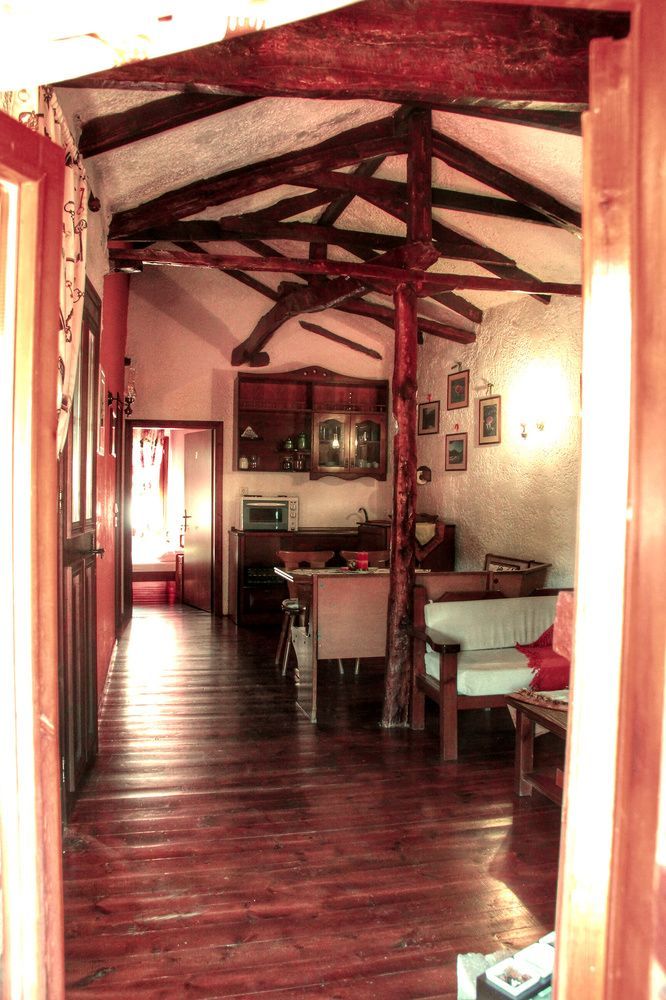 Guesthouse Xenios Zeus Stavroúpoli Extérieur photo