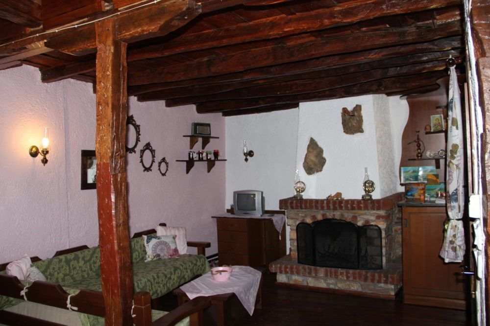Guesthouse Xenios Zeus Stavroúpoli Extérieur photo