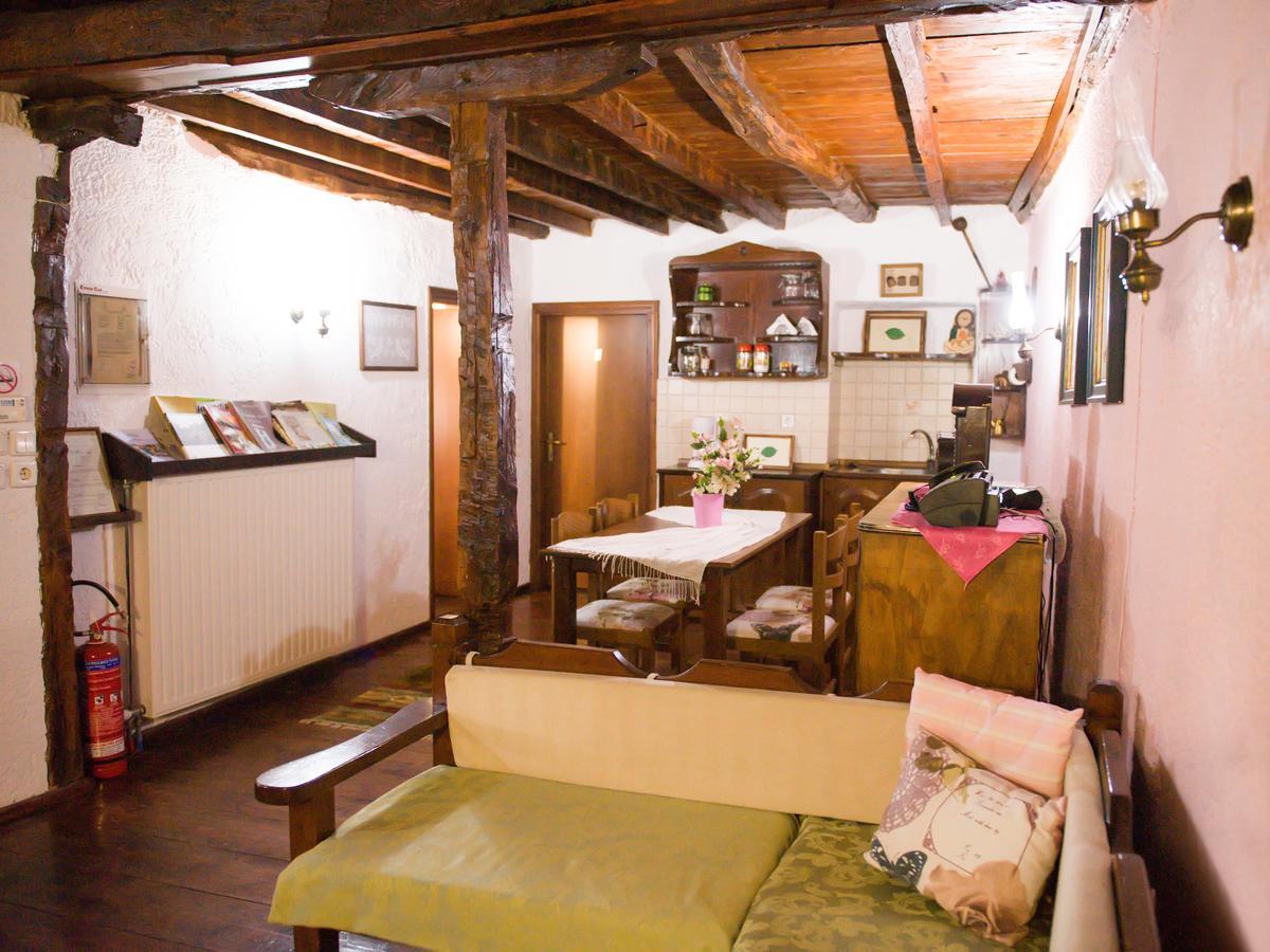 Guesthouse Xenios Zeus Stavroúpoli Extérieur photo