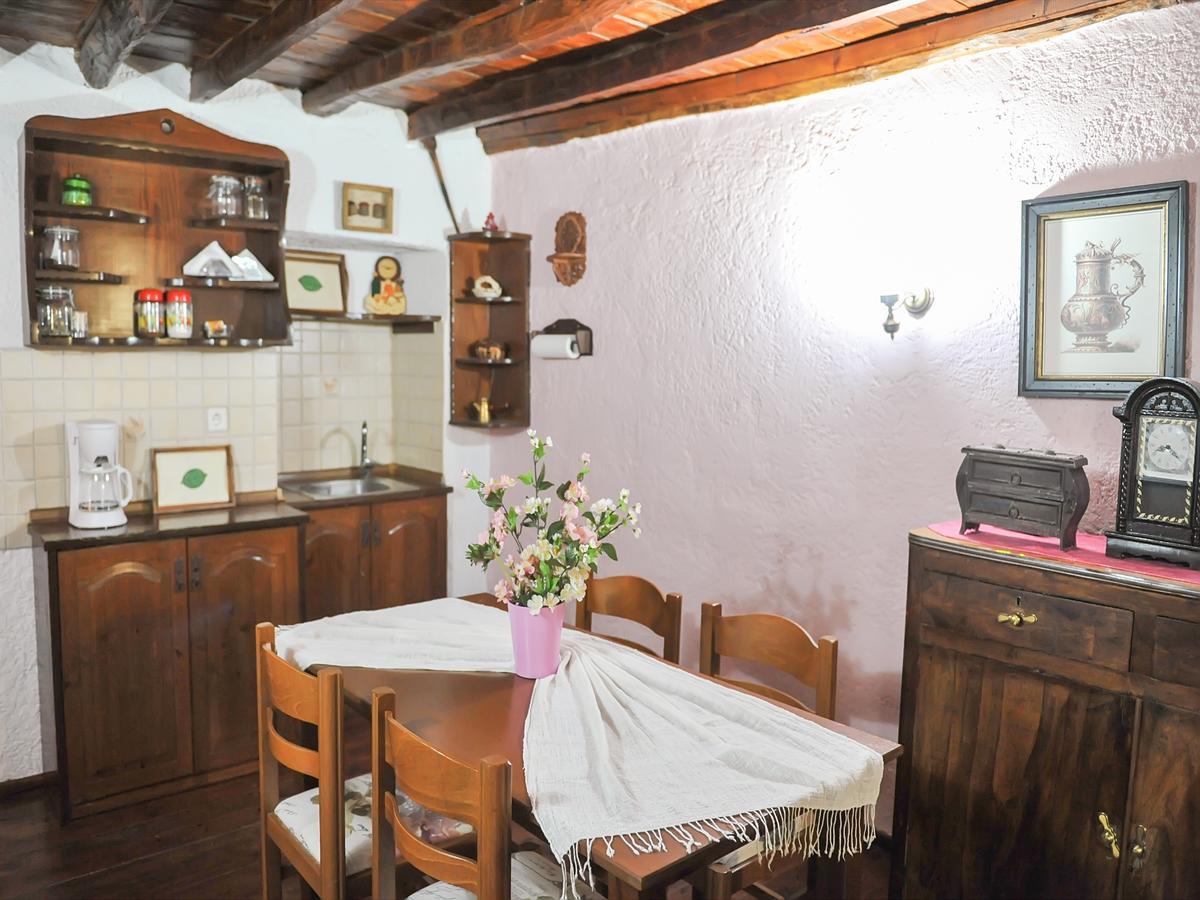 Guesthouse Xenios Zeus Stavroúpoli Extérieur photo