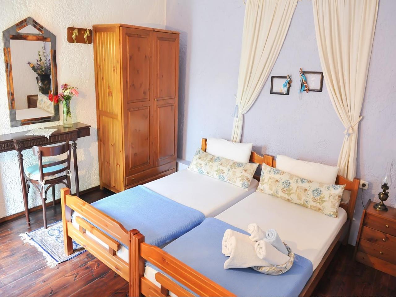 Guesthouse Xenios Zeus Stavroúpoli Extérieur photo